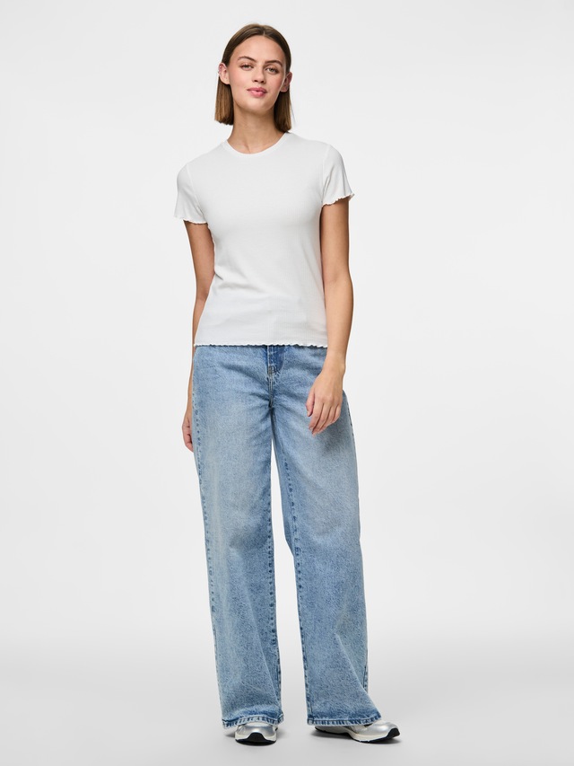 pieces Kurzarmshirt »PCNICCA SS O-NECK TOP KAC BFD« Viskosemischung, slim fit