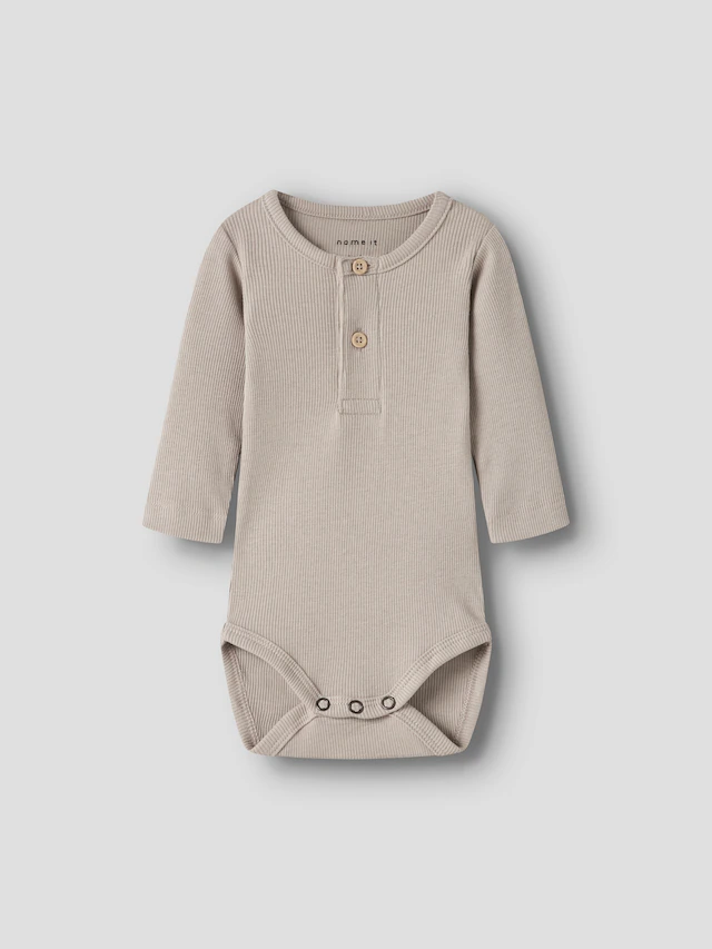 Name It »NBMKAB LS BODY NOOS«