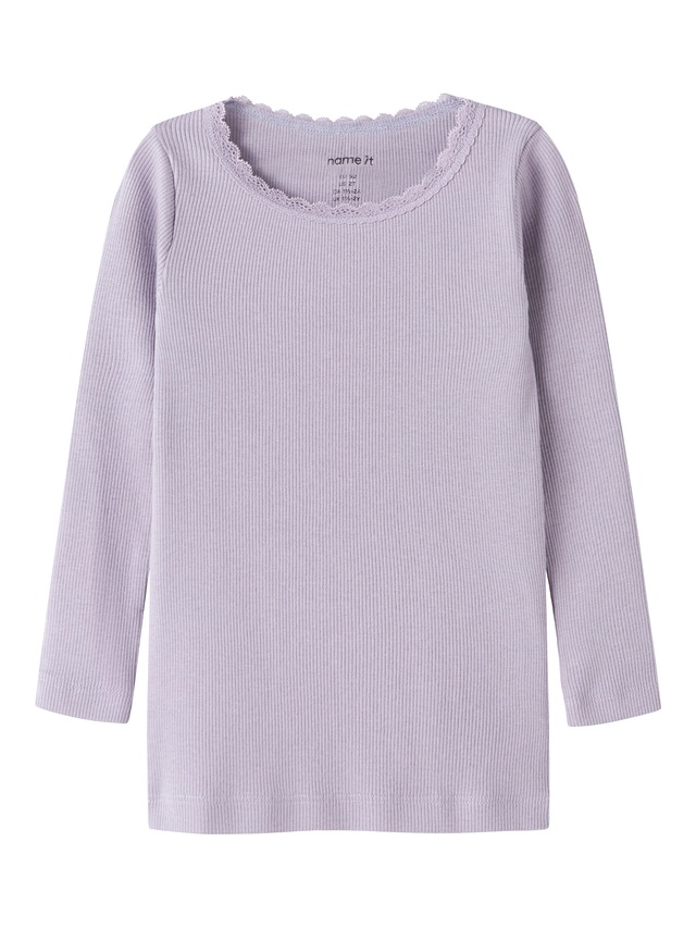Name It Langarmshirt »NMFKAB LS TOP NOOS« in Feinripp und mit süßer Spitzenkante am Ausschnitt