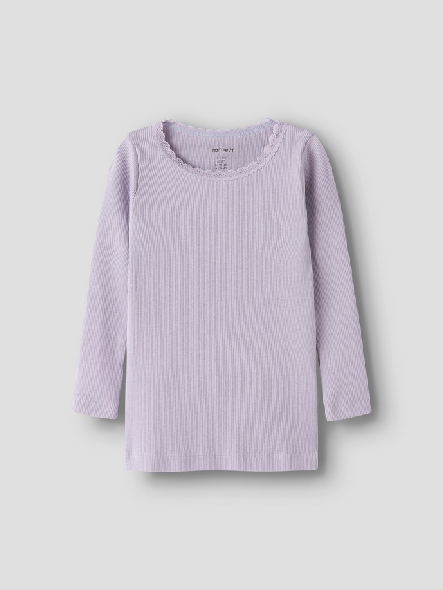 Name It Langarmshirt »NMFKAB LS TOP NOOS« in Feinripp und mit süßer Spitzenkante am Ausschnitt