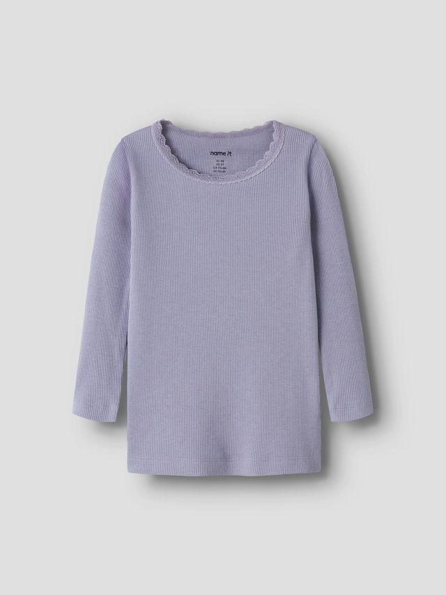 Name It Langarmshirt »NMFKAB LS TOP NOOS« in Feinripp und mit süßer Spitzenkante am Ausschnitt