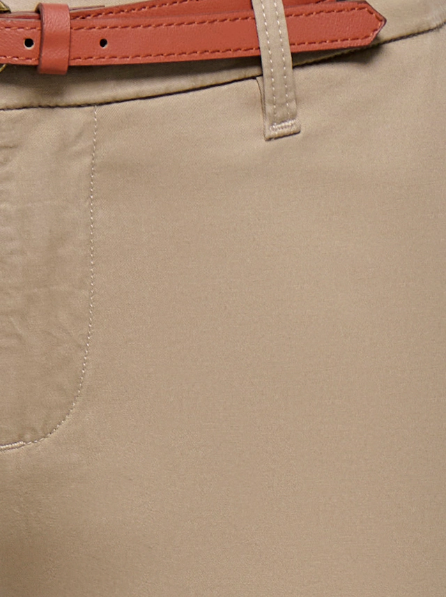 ONLY Chinohose »ONLBIANA – Chinohose mit Gürtel und Umschlagsaum« slim fit, modisch, Web, Baumwollmischung