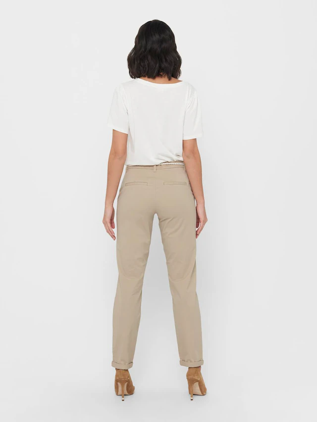 ONLY Chinohose »ONLBIANA – Chinohose mit Gürtel und Umschlagsaum« slim fit, modisch, Web, Baumwollmischung