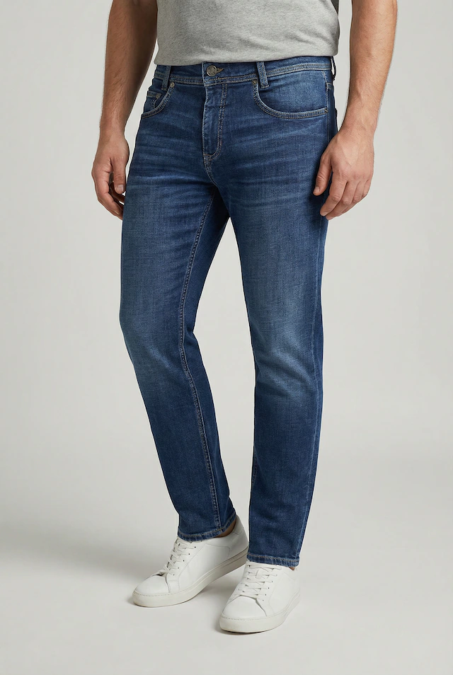 MAC Straight-Jeans »Arne« in gepflegter Optik, mit Stretch