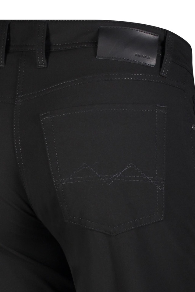 MAC Straight-Jeans »Arne« in gepflegter Optik, mit Stretch