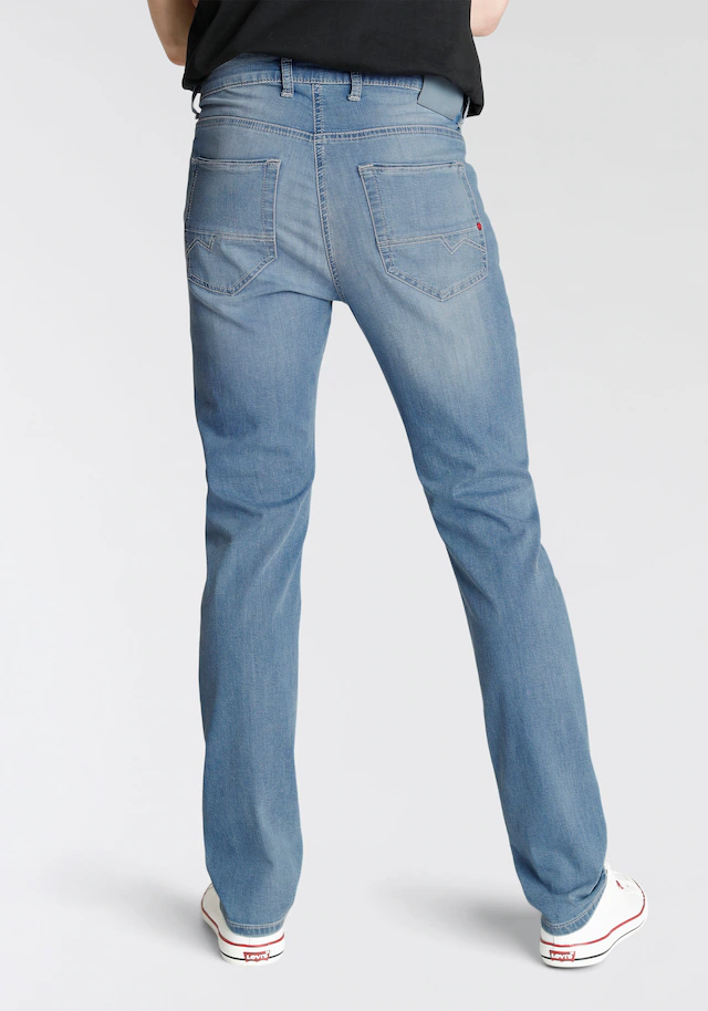 MAC Slim-fit-Jeans »Arne-Pipe light« schmaler figurbetonender Schnitt