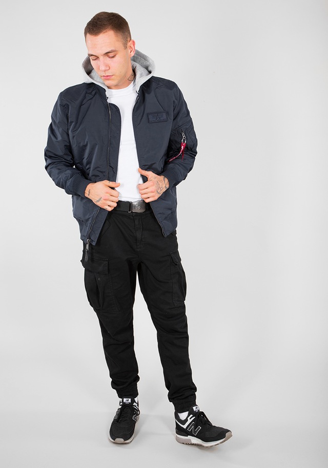 Alpha Industries Bomberjacke »MA-1 TT Hood Light Slim«