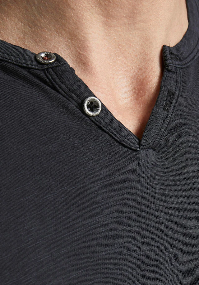 Jack & Jones T-Shirt »SPLIT NECK TEE« mit V-Ausschnitt