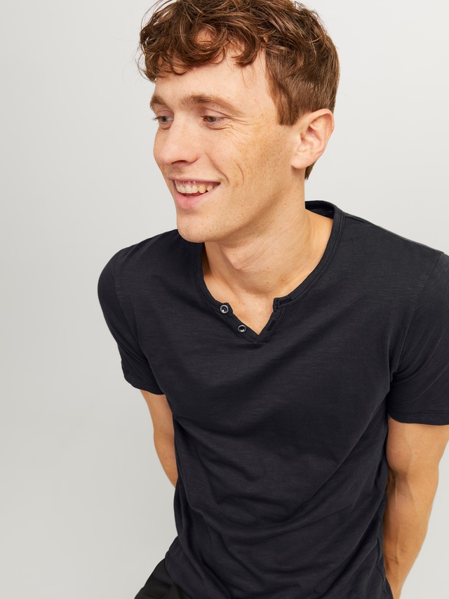 Jack & Jones T-Shirt »SPLIT NECK TEE« mit V-Ausschnitt