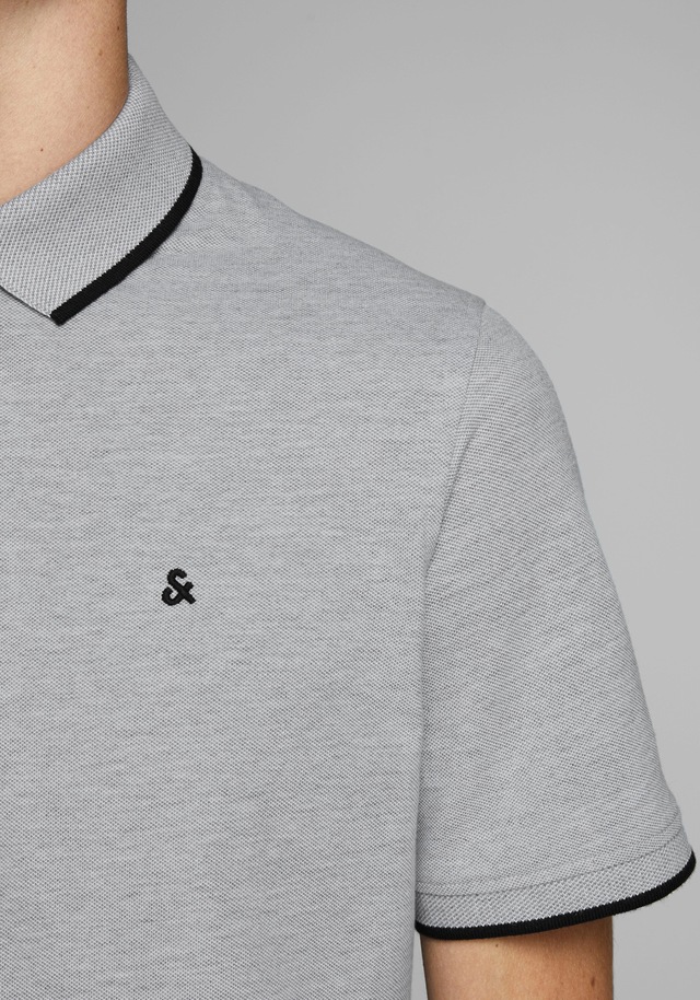 Jack & Jones Poloshirt »JJEPAULOS Poloshirt mit klassischem Kragen und figurbetonter Form« Logostickerei, modisch, schmal, Baumwolle, Polokragen