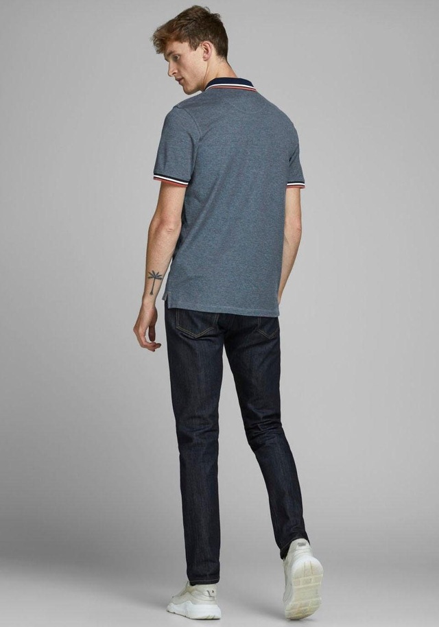 Jack & Jones Poloshirt »JJEPAULOS Poloshirt mit klassischem Kragen und figurbetonter Form« Logostickerei, modisch, schmal, Baumwolle, Polokragen