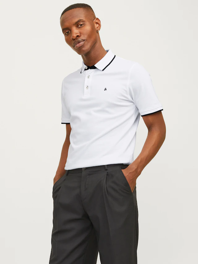 Jack & Jones Poloshirt »JJEPAULOS Poloshirt mit klassischem Kragen und figurbetonter Form« Logostickerei, modisch, schmal, Baumwolle, Polokragen