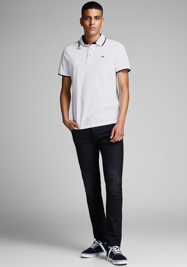 Jack & Jones Poloshirt »JJEPAULOS Poloshirt mit klassischem Kragen und figurbetonter Form« Logostickerei, modisch, schmal, Baumwolle, Polokragen