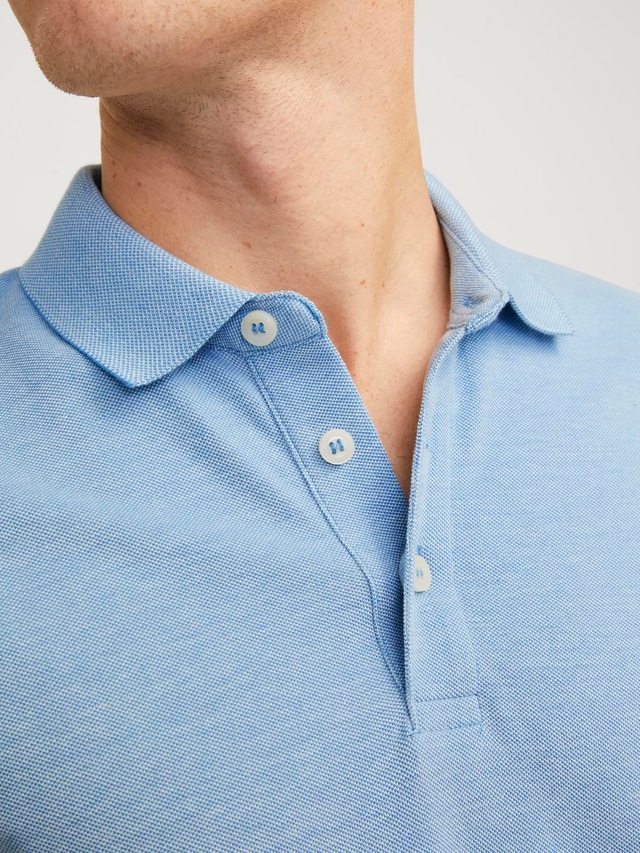 Jack & Jones Poloshirt »JJEPAULOS Poloshirt mit klassischem Kragen und figurbetonter Form« Logostickerei, modisch, schmal, Baumwolle, Polokragen