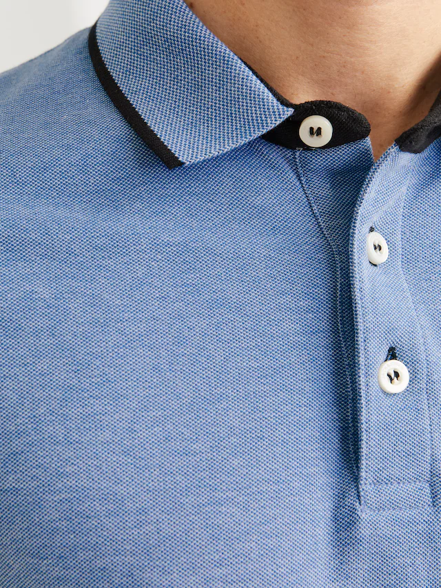 Jack & Jones Poloshirt »JJEPAULOS Poloshirt mit klassischem Kragen und figurbetonter Form« Logostickerei, modisch, schmal, Baumwolle, Polokragen