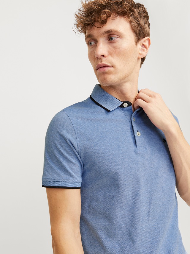 Jack & Jones Poloshirt »JJEPAULOS Poloshirt mit klassischem Kragen und figurbetonter Form« Logostickerei, modisch, schmal, Baumwolle, Polokragen
