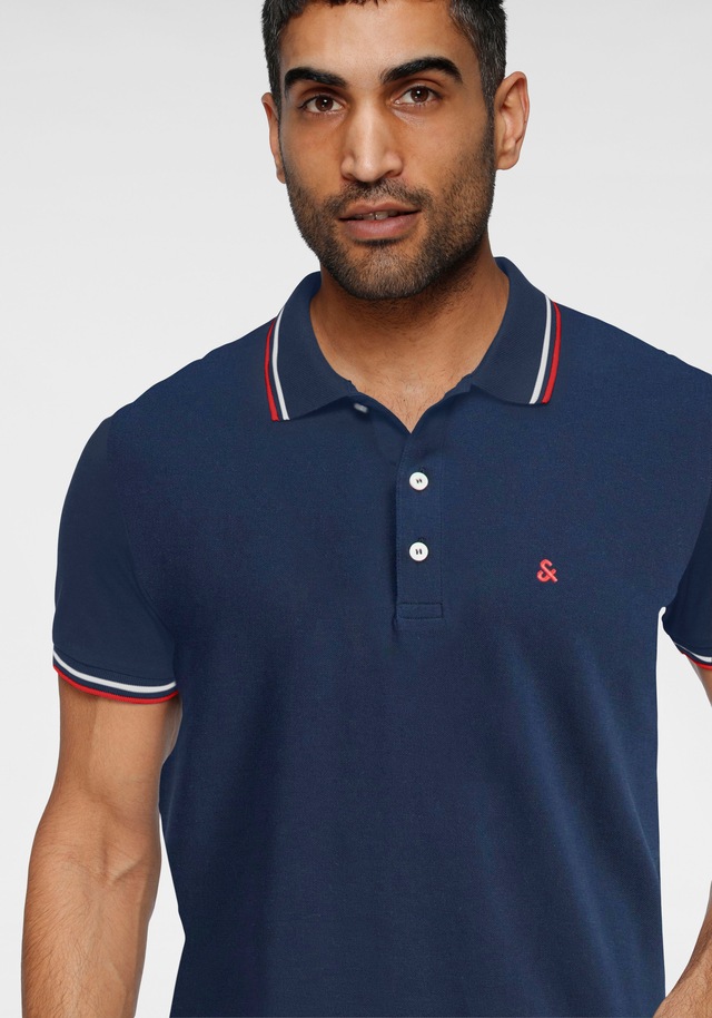 Jack & Jones Poloshirt »JJEPAULOS Poloshirt mit klassischem Kragen und figurbetonter Form« Logostickerei, modisch, schmal, Baumwolle, Polokragen
