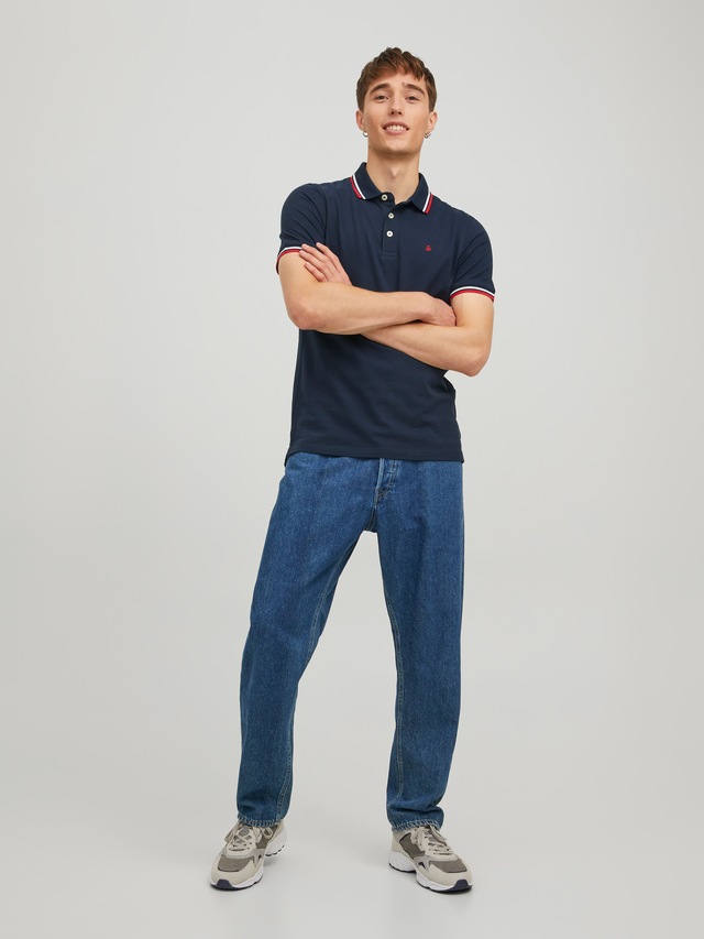 Jack & Jones Poloshirt »JJEPAULOS Poloshirt mit klassischem Kragen und figurbetonter Form« Logostickerei, modisch, schmal, Baumwolle, Polokragen