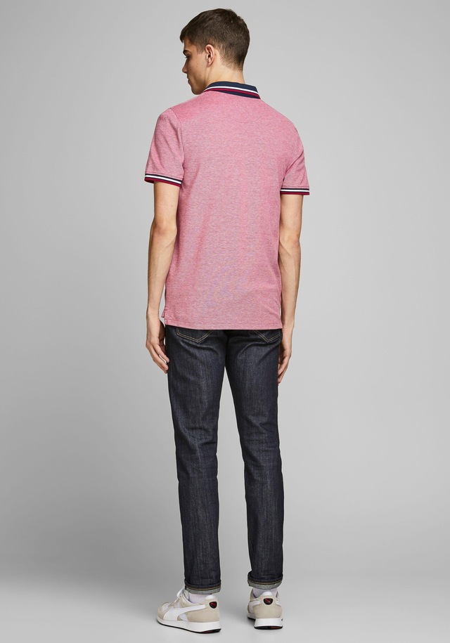 Jack & Jones Poloshirt »JJEPAULOS Poloshirt mit klassischem Kragen und figurbetonter Form« Logostickerei, modisch, schmal, Baumwolle, Polokragen