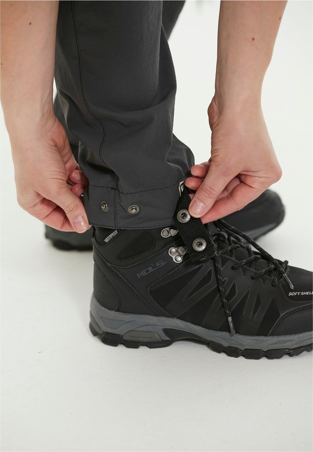WHISTLER Softshellhose »Kodiak« mit praktischen Taschen