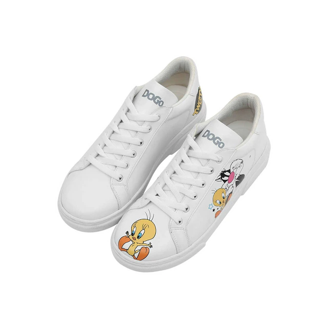 DOGO Sneaker »Ace Low-Top Sneaker Best Of Tweety And Sylvester Black Damen« Handgefertigt