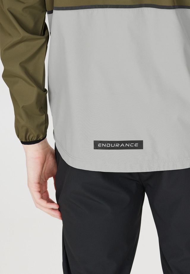ENDURANCE Outdoorjacke »Hugoee« aus winddichtem Material