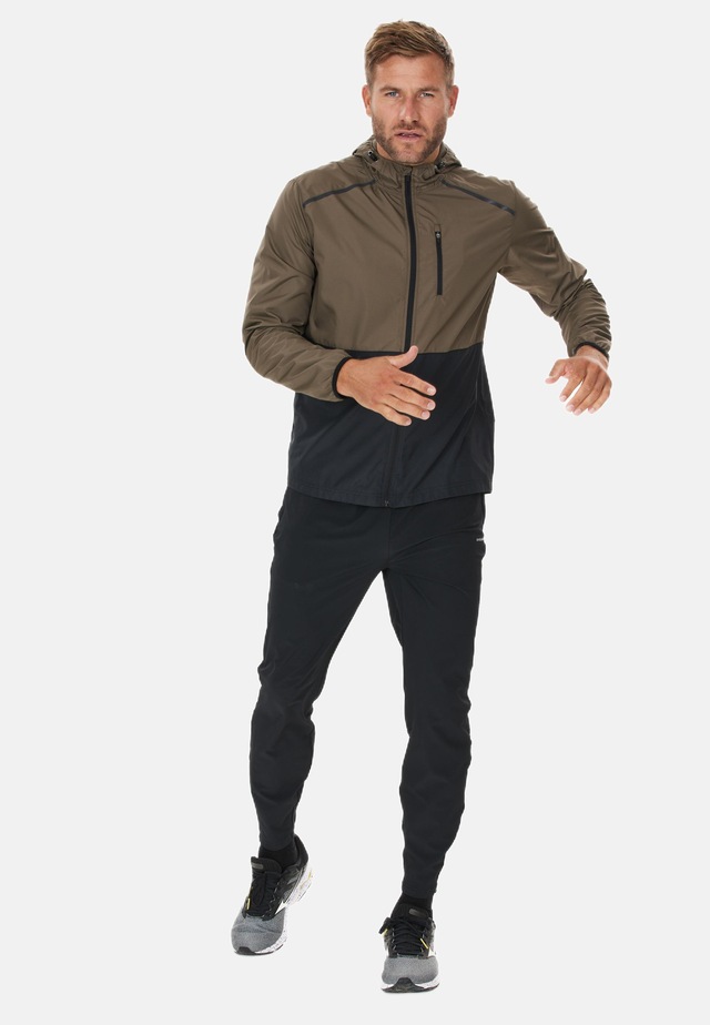 ENDURANCE Outdoorjacke »Hugoee« aus winddichtem Material