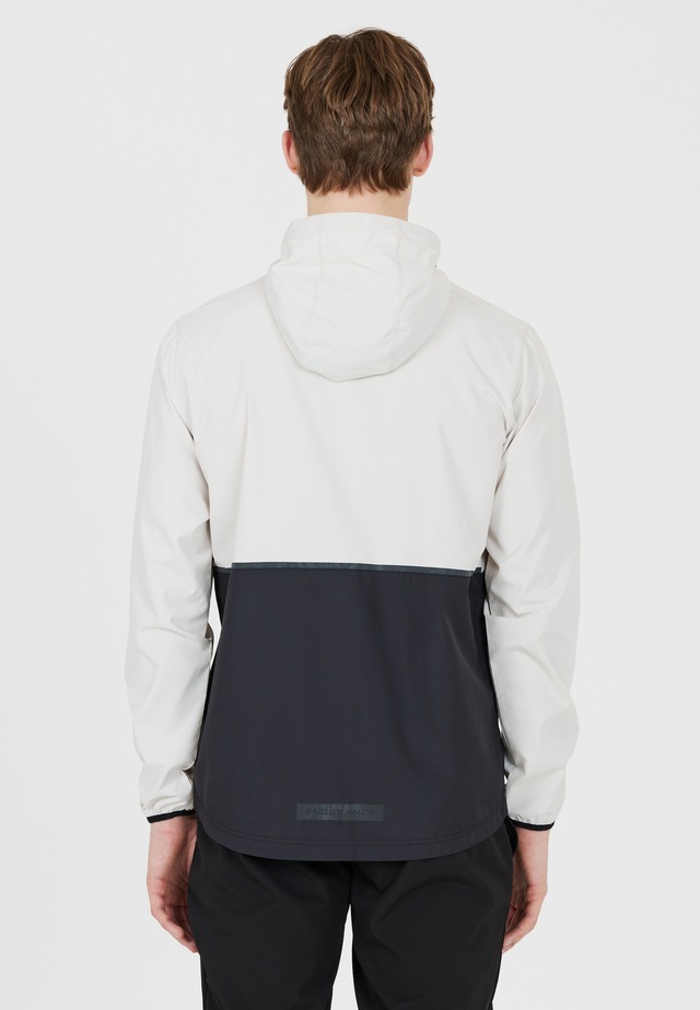 ENDURANCE Outdoorjacke »Hugoee« aus winddichtem Material