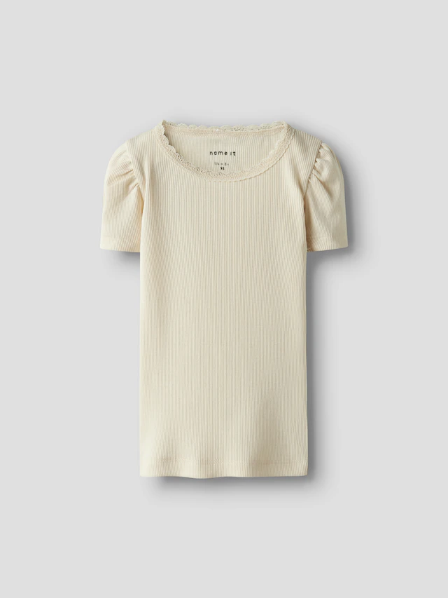 Name It Kurzarmshirt »NMFKAB TOP NOOS« Baumwollmischung, Spitze, Puffärmel