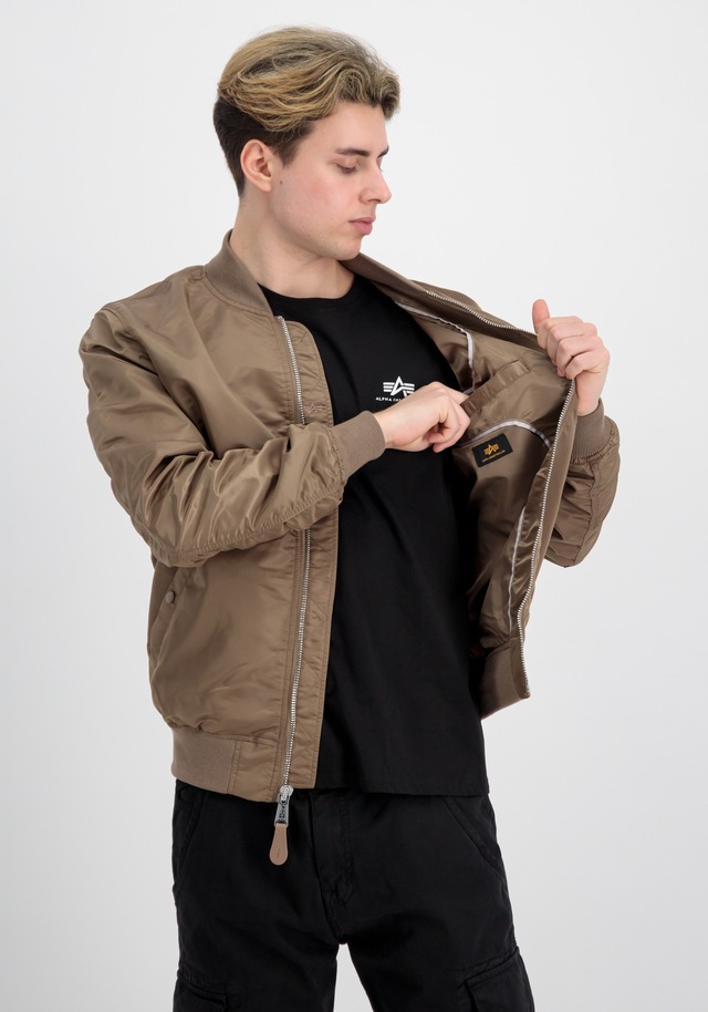 Alpha Industries Bomberjacke »MA-1 VF Light«