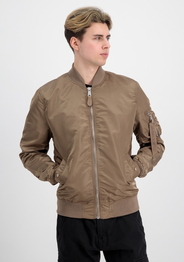 Alpha Industries Bomberjacke »MA-1 VF Light«