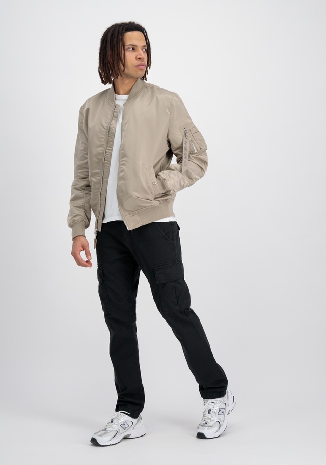 Alpha Industries Bomberjacke »MA-1 VF Light«