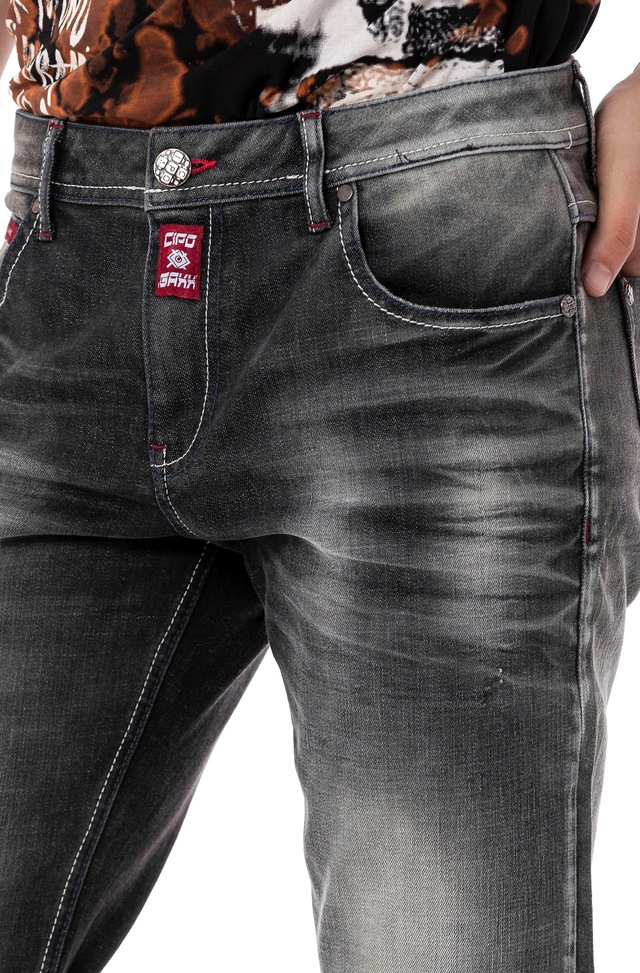 Cipo & Baxx Jeansshorts Baumwollmischung, regular fit
