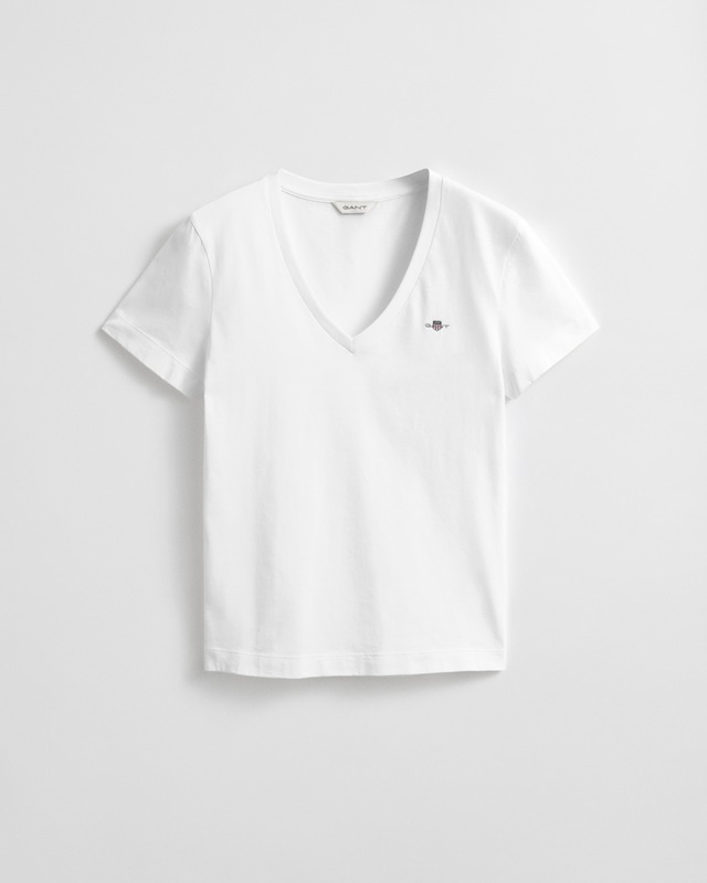 Gant T-Shirt »REG SHIELD KA V-NECK T-SHIRT« mit einer kleinen Logostickerei auf der Brust