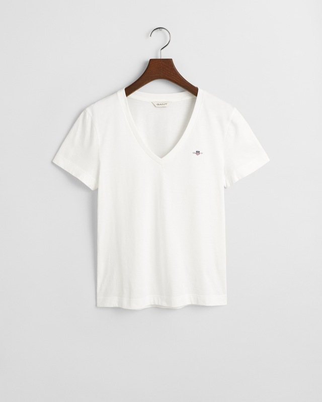 Gant T-Shirt »REG SHIELD KA V-NECK T-SHIRT« mit einer kleinen Logostickerei auf der Brust