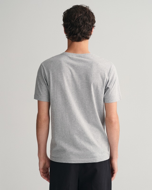Gant T-Shirt »REG ARCHIVE SHIELD EMB SS T-SHIRT« von dem Archiv aus den 1980er-Jahren inspiriert