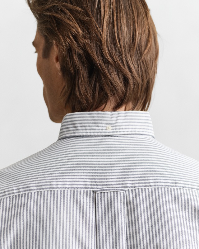 Gant Langarmhemd »Regular Fit Oxford Hemd strukturiert langlebig dicker gestreift« mit dezenter Logostickerei
