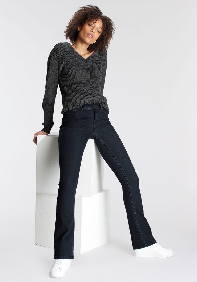 Arizona Bootcut-Jeans »Ultra Soft« elastische Passform, ausgestellte Beinform, hohe Leibhöhe