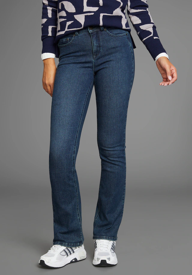 Arizona Bootcut-Jeans »Ultra Soft« elastische Passform, ausgestellte Beinform, hohe Leibhöhe