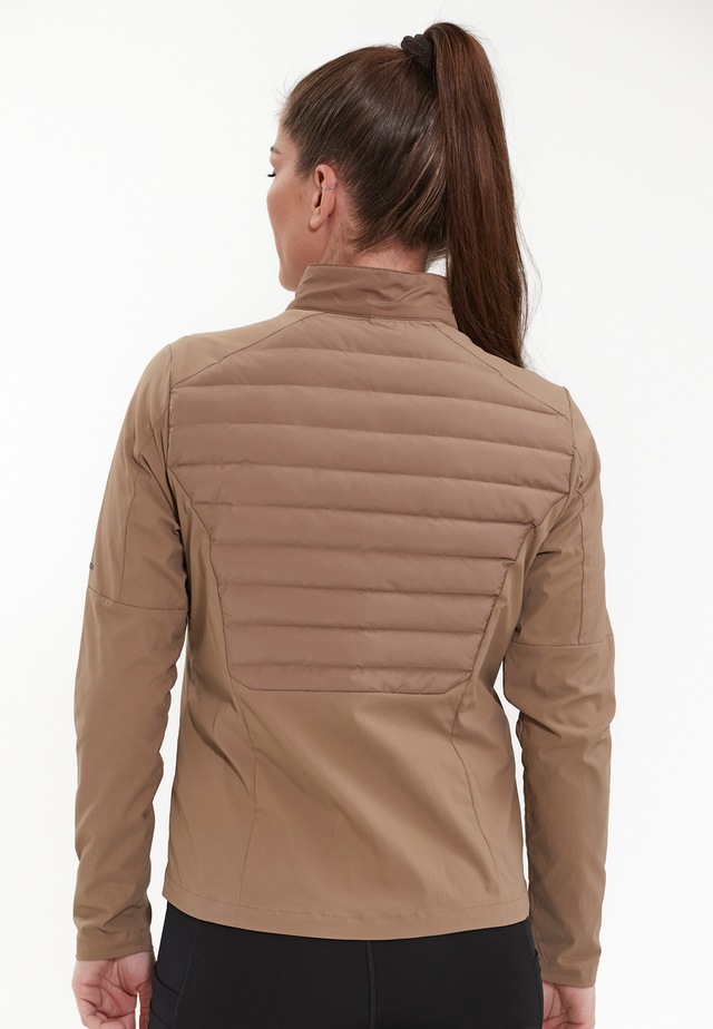 ENDURANCE Laufjacke »Beistyla« mit wasserdichter Funktion