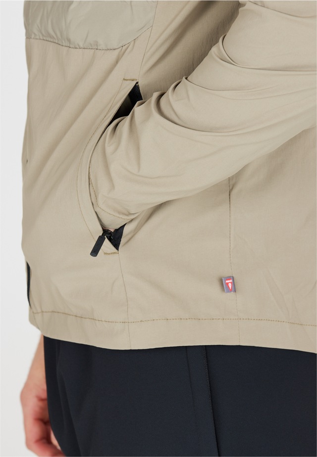 ENDURANCE Laufjacke »Benst« aus winddichtem Material