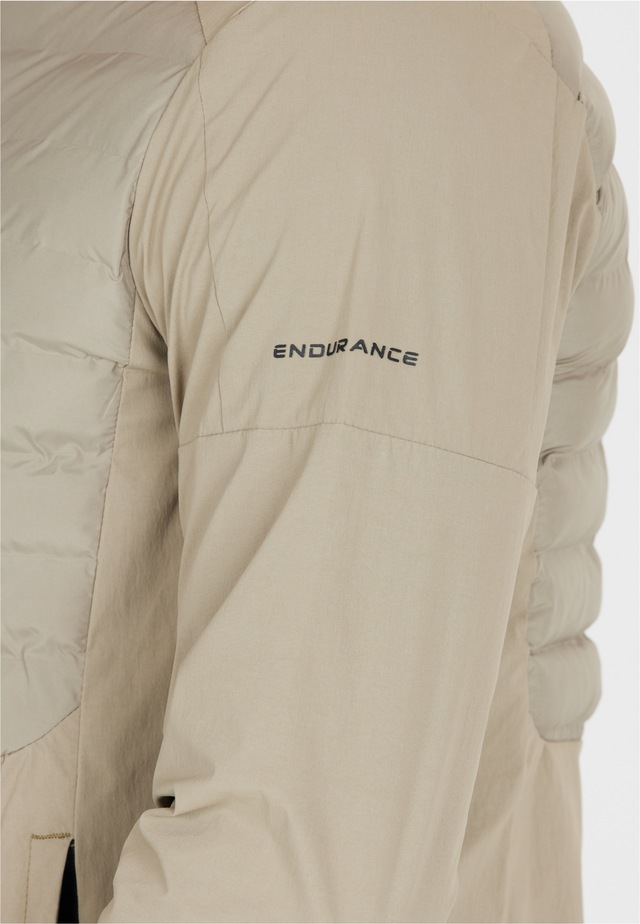 ENDURANCE Laufjacke »Benst« aus winddichtem Material