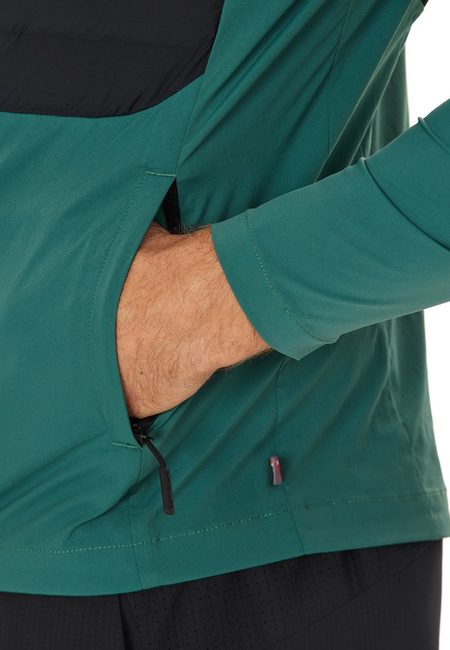 ENDURANCE Laufjacke »Benst« aus winddichtem Material
