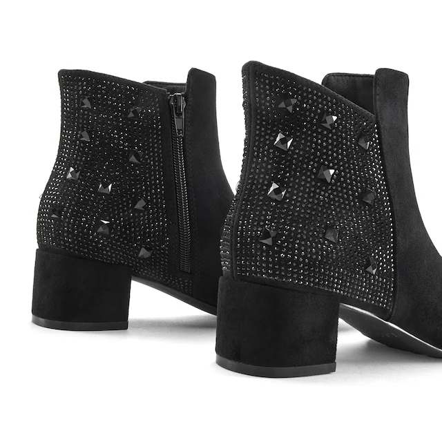 LASCANA Stiefelette »Stiefel,« mit raffiniertem Detail und Blockabsatz VEGAN