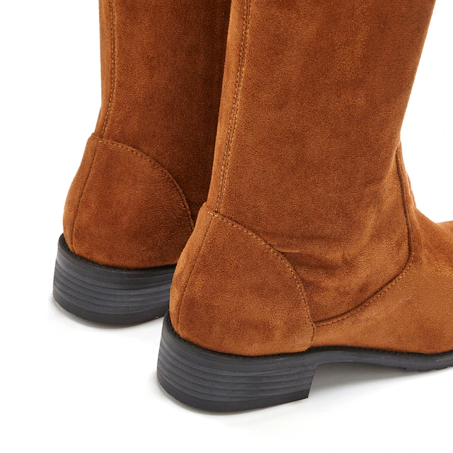 LASCANA Overkneestiefel »Stiefel, Langschaftstiefel,« mit elastischem Weitschaft und raffiniertem Flechtdetail
