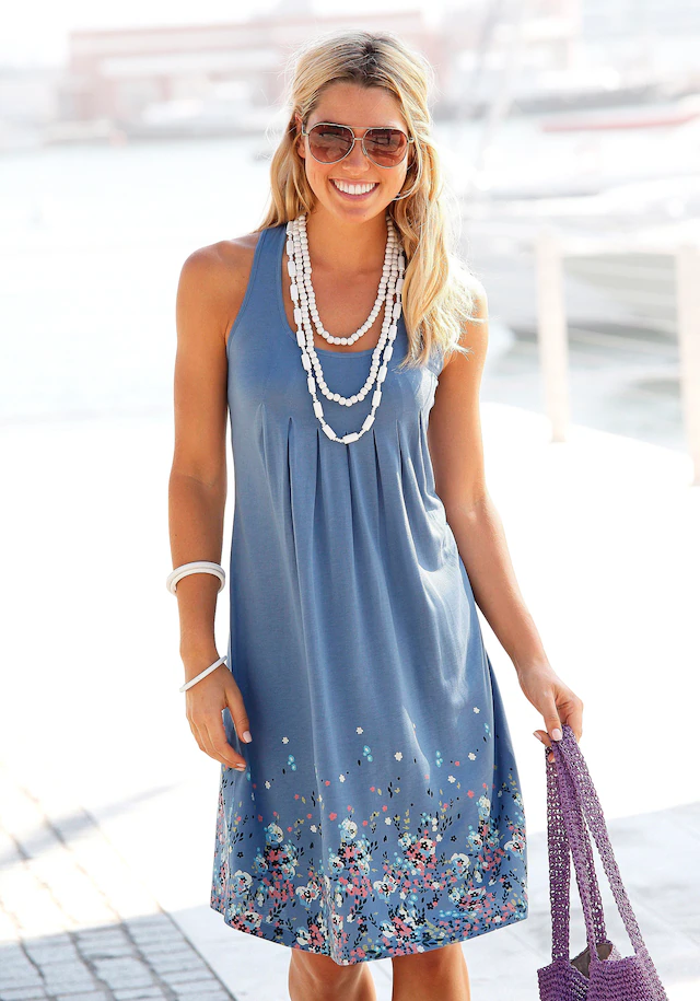 Beachtime by Lascana Strandkleid »mit Blumenprint am Saum, lockeres Hängerchenkleid mit Zierfalten« Ohne Taschen Leichtes Sommerkleid aus Viskose, Jerseykleid, A-Linien-Kleid, casual