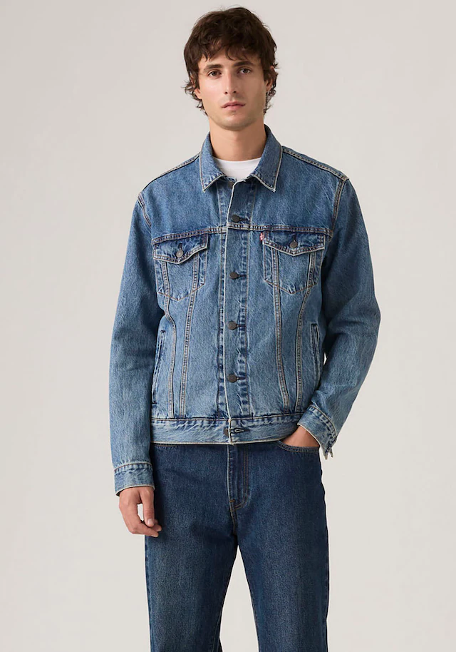 Levi's® Jeansjacke »VINTAGE FIT TRUCKER JKT« ohne Kapuze mit Knopfleiste