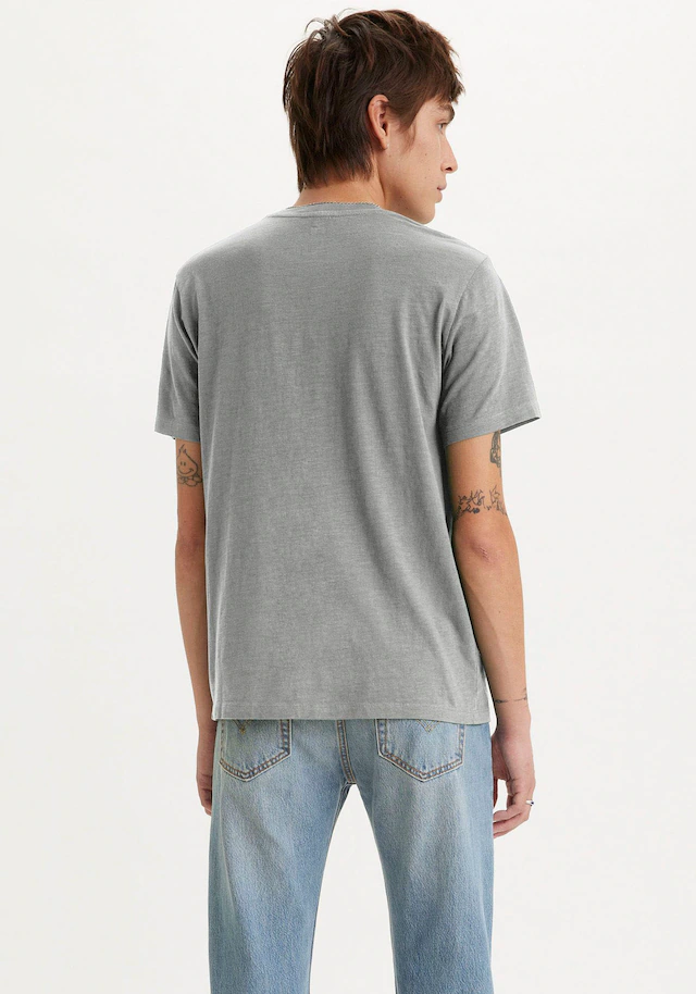 Levi's® T-Shirt »CLASSIC POCKET TEE« mit aufgesetzter Brusttasche