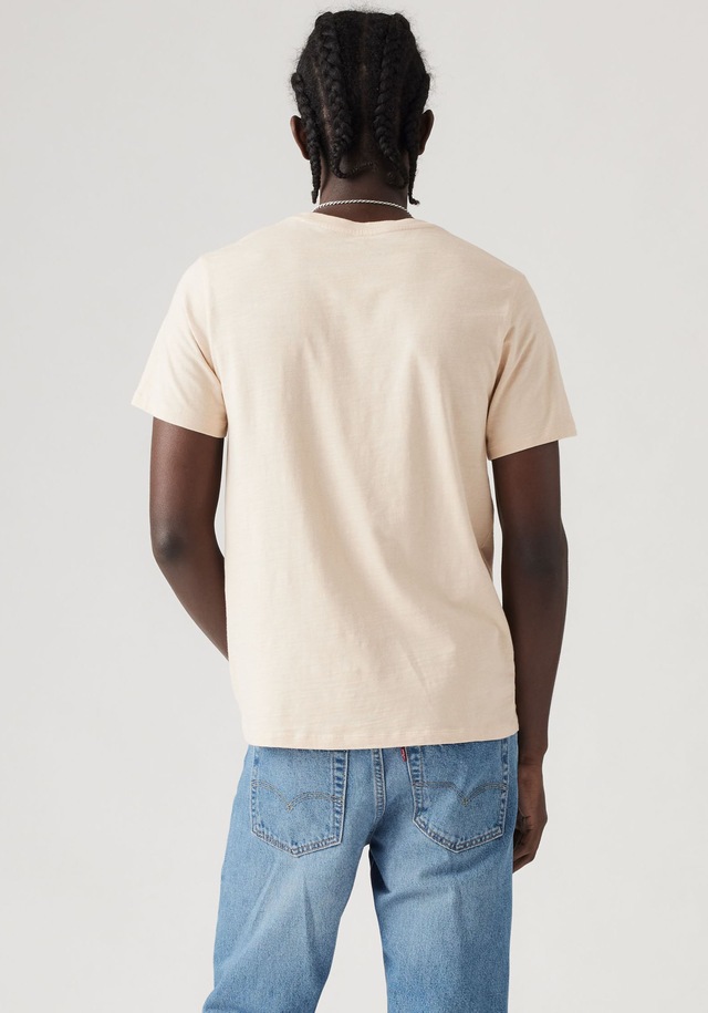 Levi's® T-Shirt »CLASSIC POCKET TEE« mit aufgesetzter Brusttasche