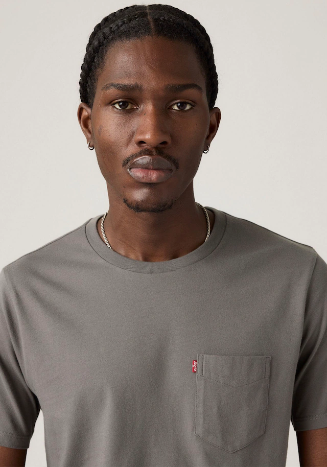 Levi's® T-Shirt »CLASSIC POCKET TEE« mit aufgesetzter Brusttasche
